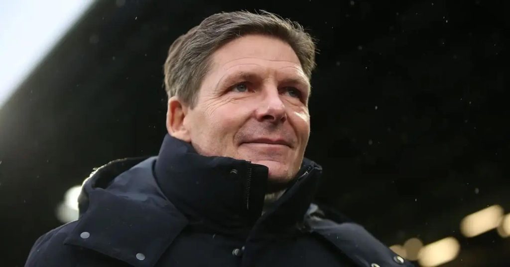 Oliver Glasner đang khiến cả Ngoại hạng Anh phải ngạc nhiên bởi tài năng cầm quân của mình