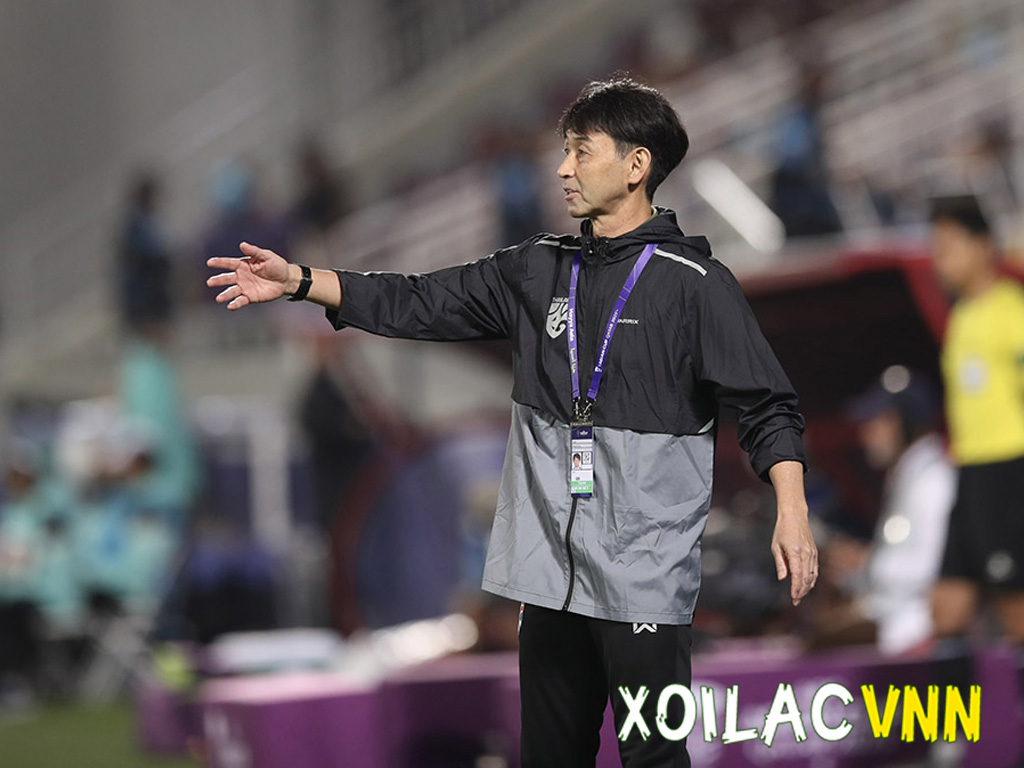 masatada-ishii-chi-dao-ngoai-duong-bien