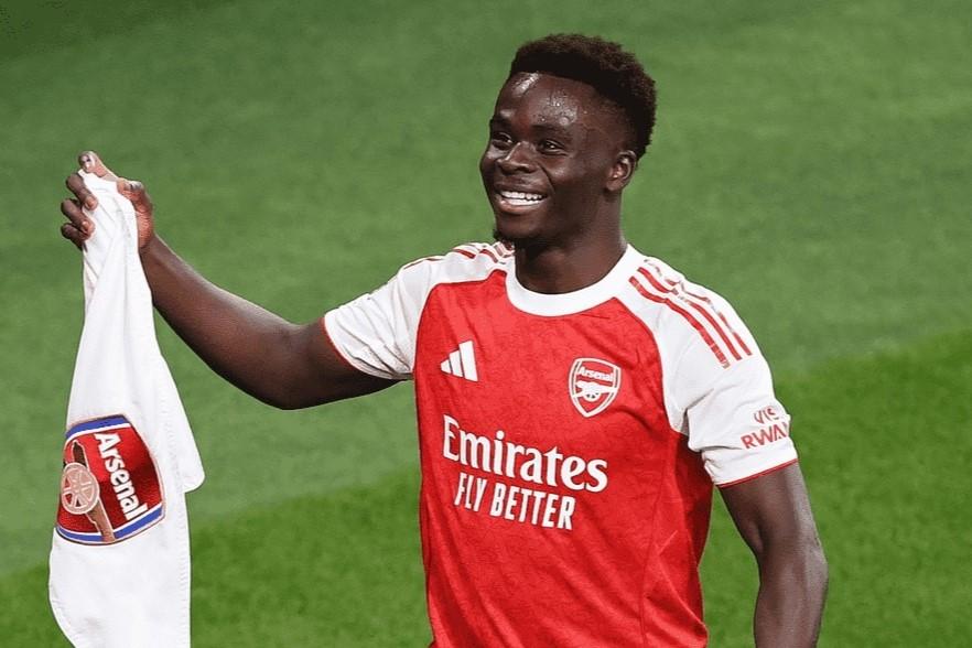 Với Saka, Arsenal có thể tự tin hướng tới các mục tiêu lớn