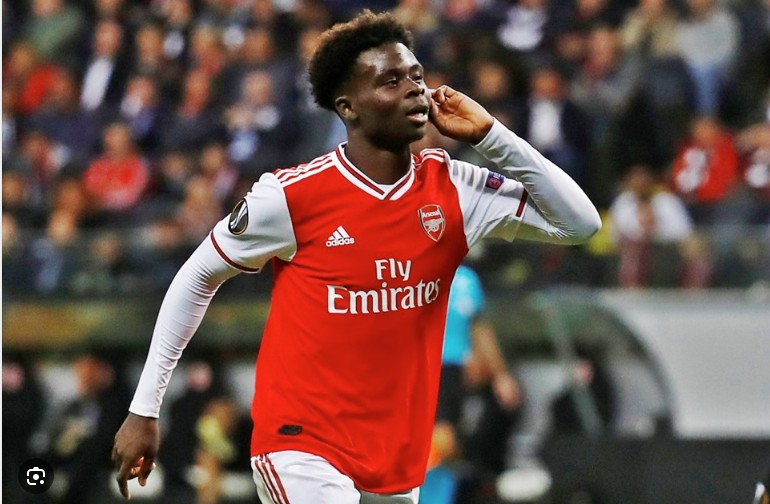 Đề nghị 150 triệu euro làm rung chuyển Arsenal