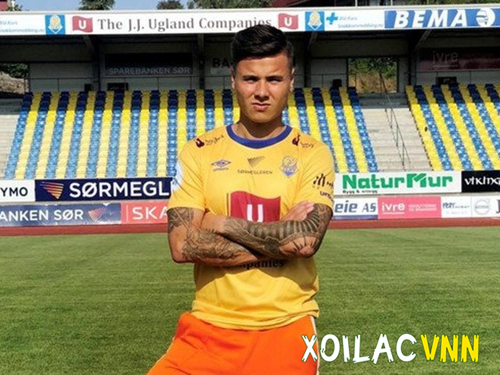 cau-thu-alexander-dang