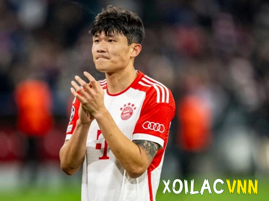kim-min-jae-dang-khoac-ao-bayern