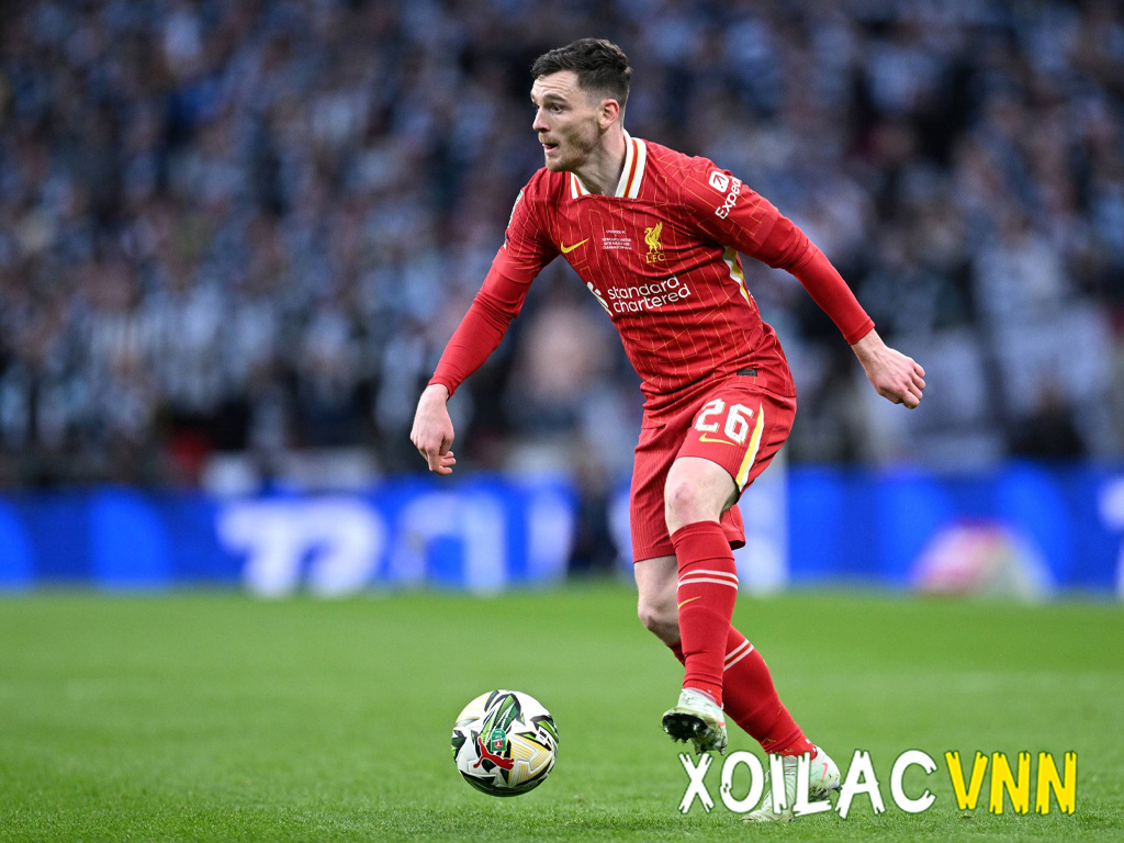 Hậu vệ kiến tạo nhiều nhất Ngoại Hạng Anh là ai?