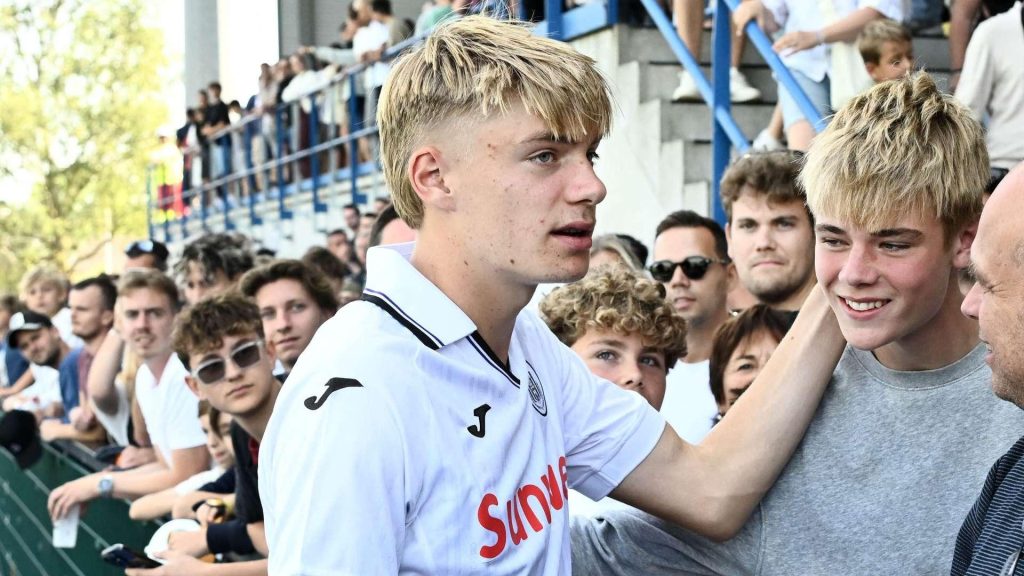 Anh được khuyên nên chuyển tới Đức thay vì đến Anh để phát triển sự nghiệp 