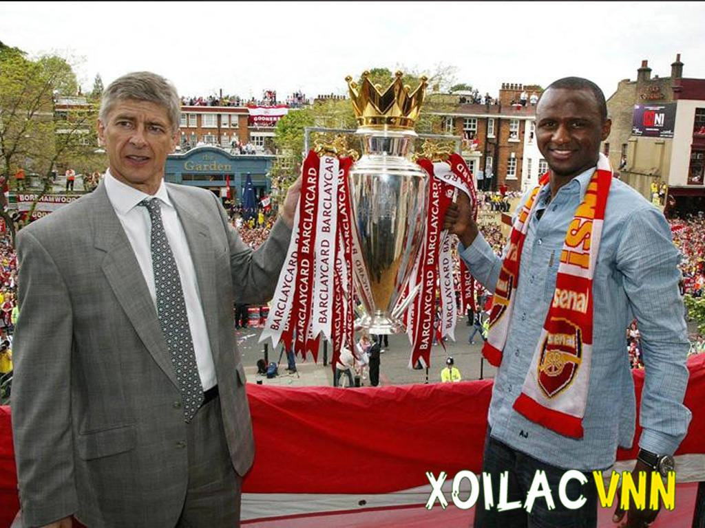 wenger-vo-dich-ngoai-hang-anh