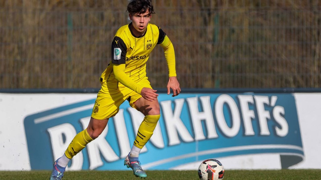 Arsenal đã liên hệ để tìm hiểu khả năng chiêu mộ Romeo Ritter