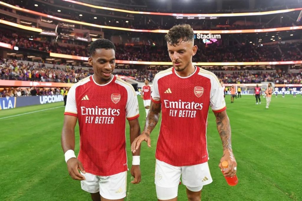 Hậu vệ người Anh đã mất suất đá chính vào tay Jurrien Timber ở mùa giải này