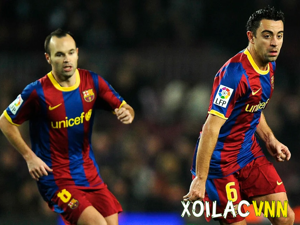 bo-doi-tien-ve-hang-dau-cua-barca